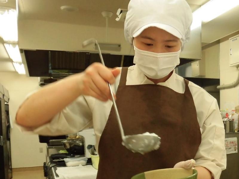 調理スタッフ【小規模多機能型居宅介護事業所／健康倶楽部ゆざわ】