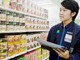 常に売場の状況を把握して、慣れたら発注業務もお願いします。