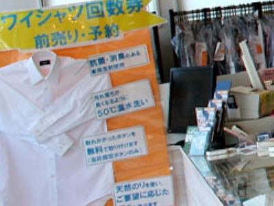 黒板や画用紙で、オススメ情報をお伝えるPOPも作ります！