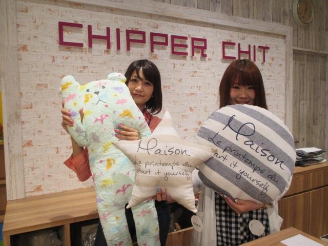 スタッフ同士仲が良いので店内は明るく活気があります！